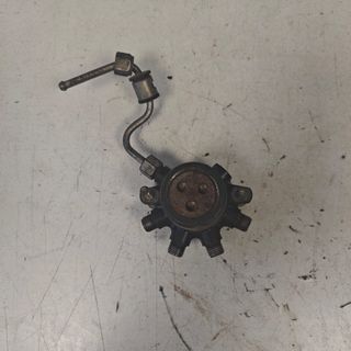 RAMPA INYECTORA FORD FOCUS USADO 4M5Q9D280DB