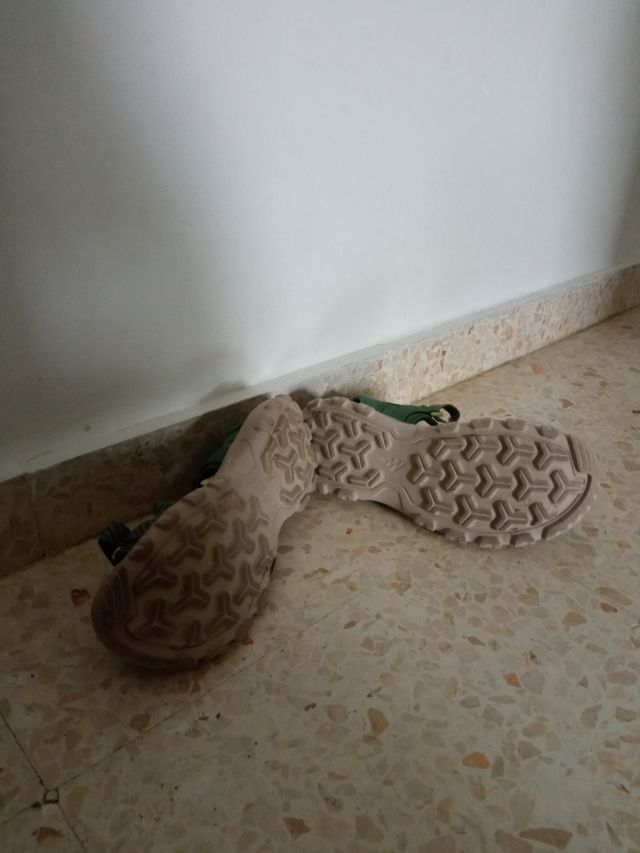 Zapatillas niña verde t34/35