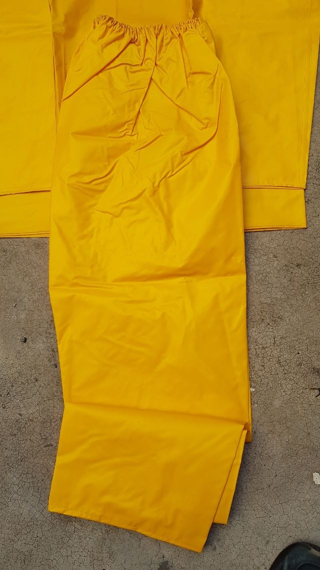 Giacca e pantalone impermeabili