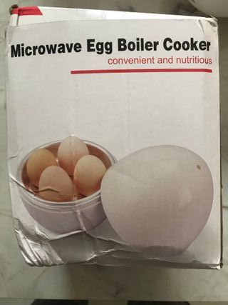 Estufa para cocinar huevos en microondas.