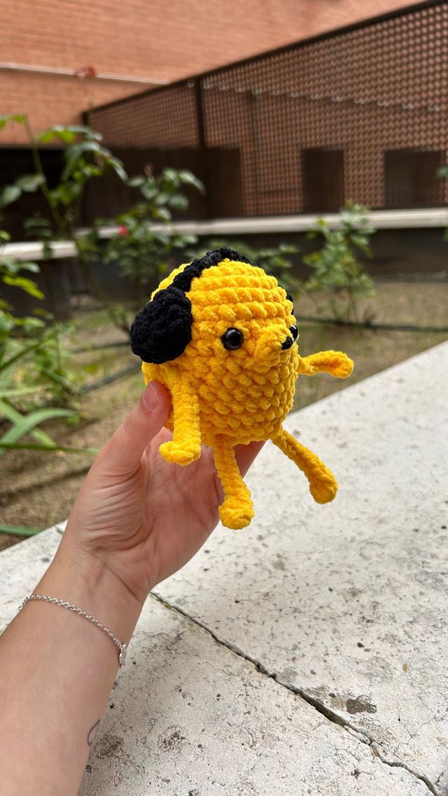 Jake el perro amigurumi crochet