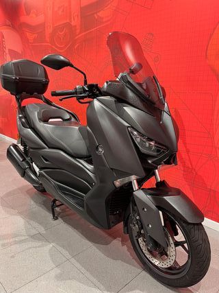 YAMAHA X-MAX 300 ABS