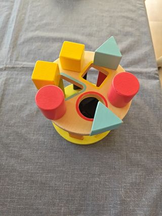 Juego de mesa de formas geometricas