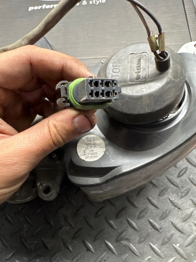 Faro Delantero Piaggio X9