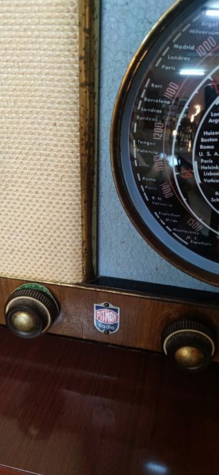 Radio antigua Pitman