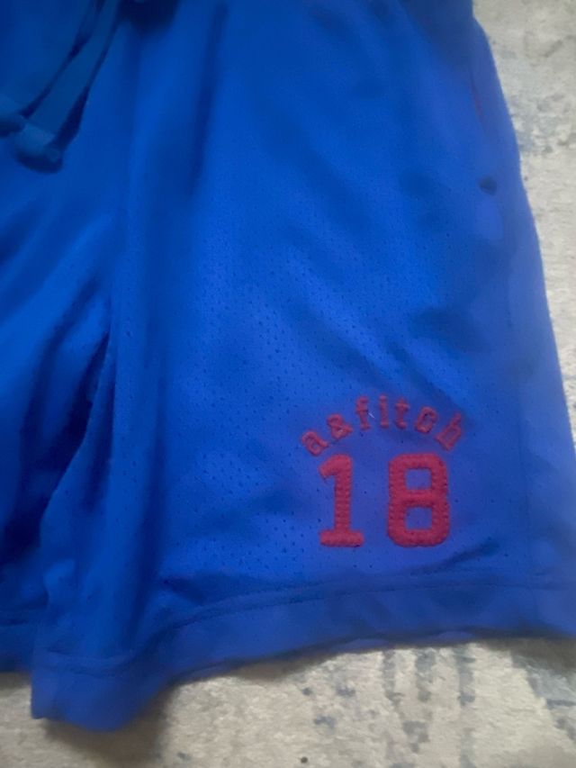 Short Abercrombie Kids talla L