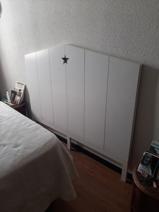 Cabecero de cama artesanal