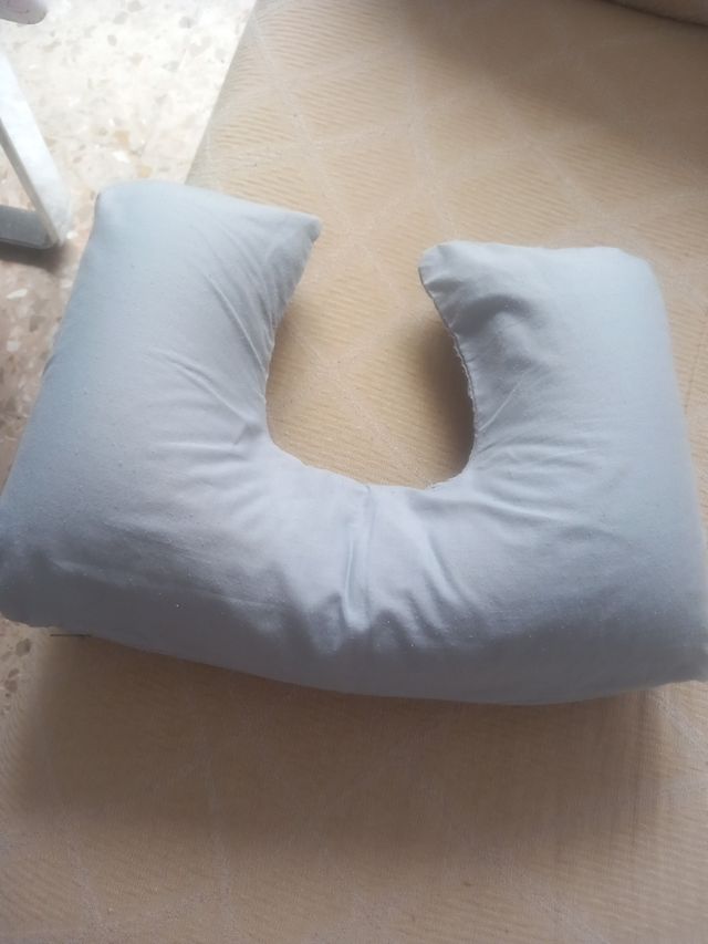 Almohada de viaje inchable