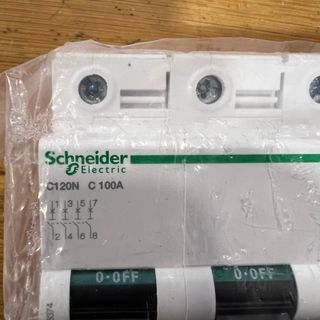 Interruptor Magnetotérmico Schneider - Disjuntor