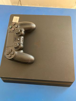 Play Station 4 Slim