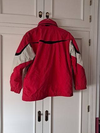 Chaquetón  invierno con capucha