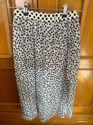 Falda midi blanca lunares negros Glowrias