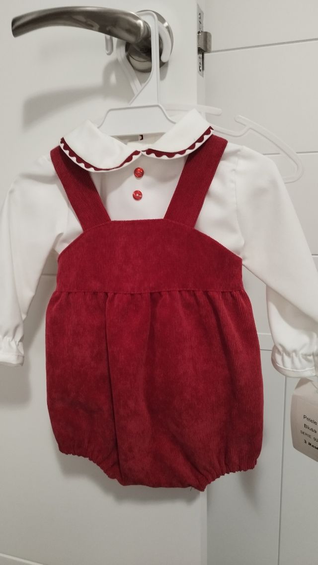 Peto de pana con blusa