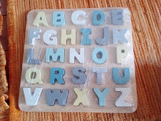 Vertbaudet puzzle abecedario