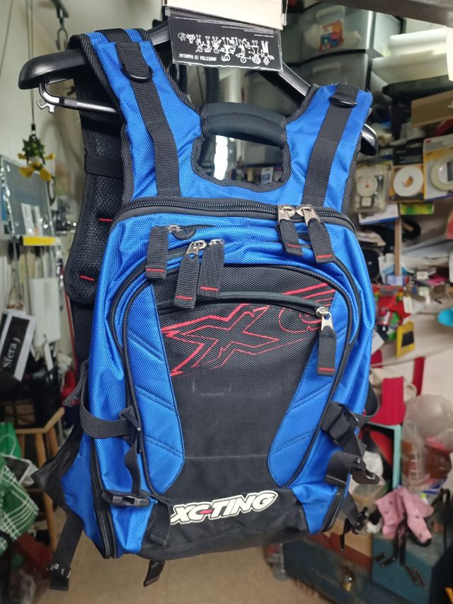 Mochila de moto y riñonera