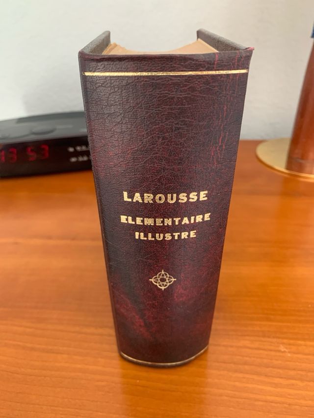 Diccionario Larousse elementaire illustré