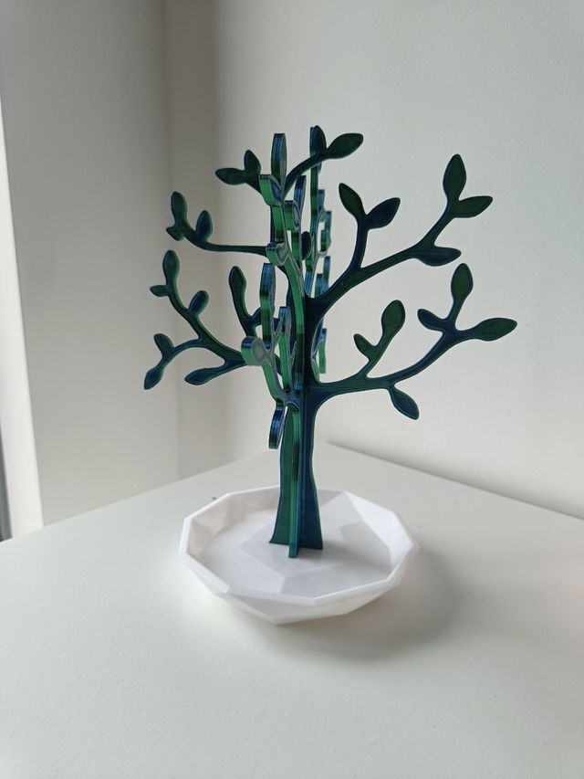 Porta gioielli albero