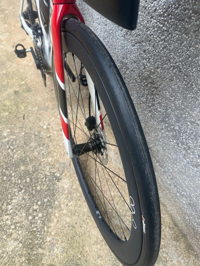 Metta Ekhi año 2022 carbono (sin ruedas)