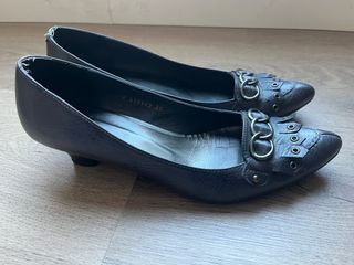 Zapatos tacón bajo marca Lodi