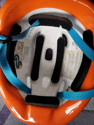 Protecciones y casco