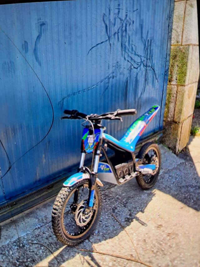 Moto de trial batería para niños