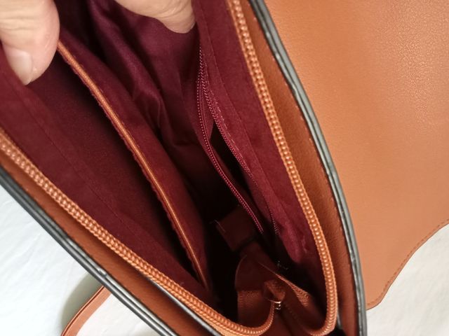 Borsetta color cuoio 