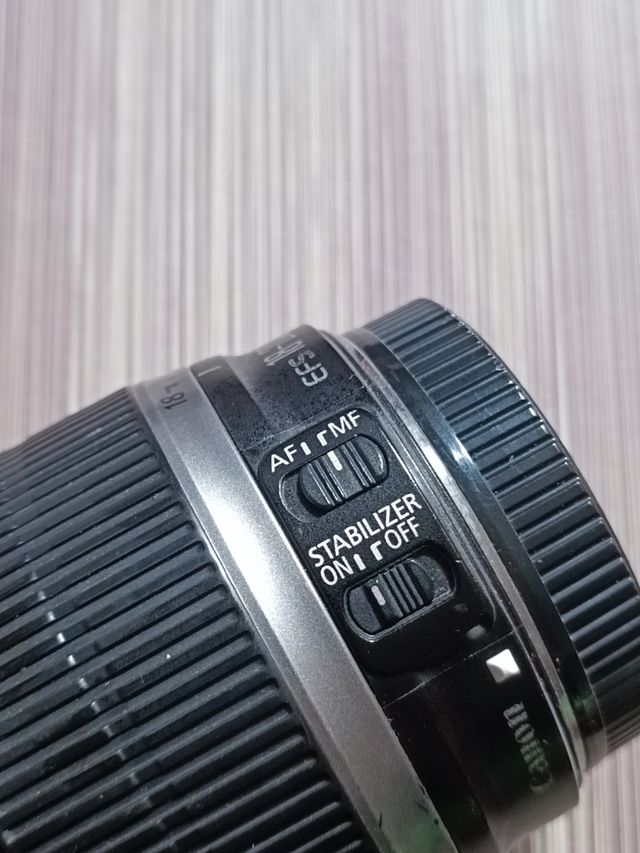 Canon Objetivo EFS 28-200mm