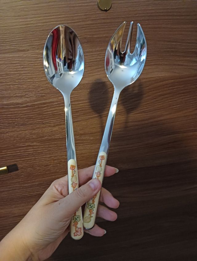 Insalatiera con POSATE Thun