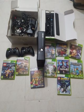 Pack consola Xbox 360 4Gb con Kinect
