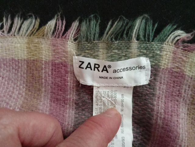 Pañuelo bufanda cuadrado Zara
