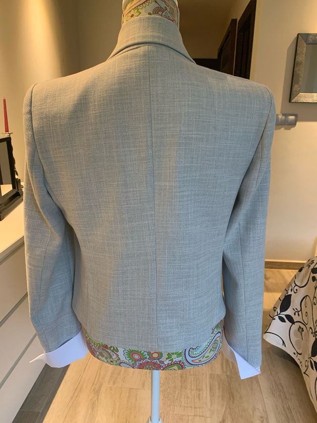 Blazer corta de entiempo