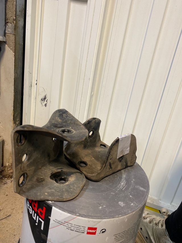 Soportes eje trasero mk2