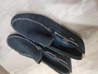 Náuticos azul marino hombre talla 45.