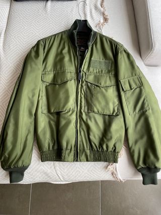 CAZADORA DE PILOTO