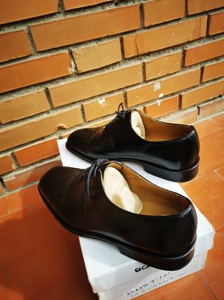 Zapatos negros Emidio Tucci