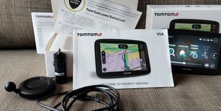 TomTom Via 52. Pouco uso, bateria nova, atualizado