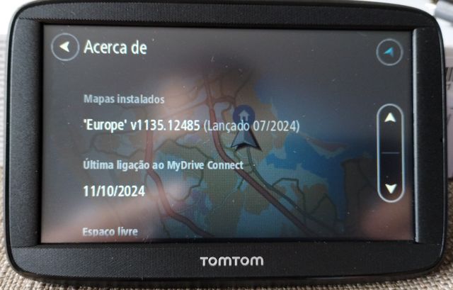 TomTom Via 52. Pouco uso, bateria nova, atualizado