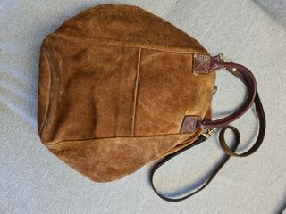 Bolso Piero ante marrón tipo saco.