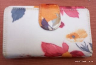 Cartera de mujer 
