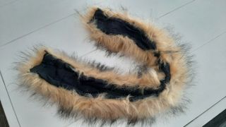 Tira de pelo para capucha