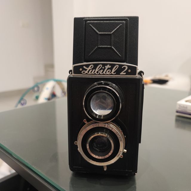 Lubitel 2