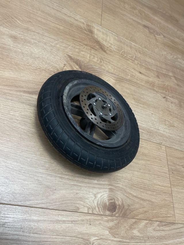 Roda de scooter Xiaomi com disco de travão incluído