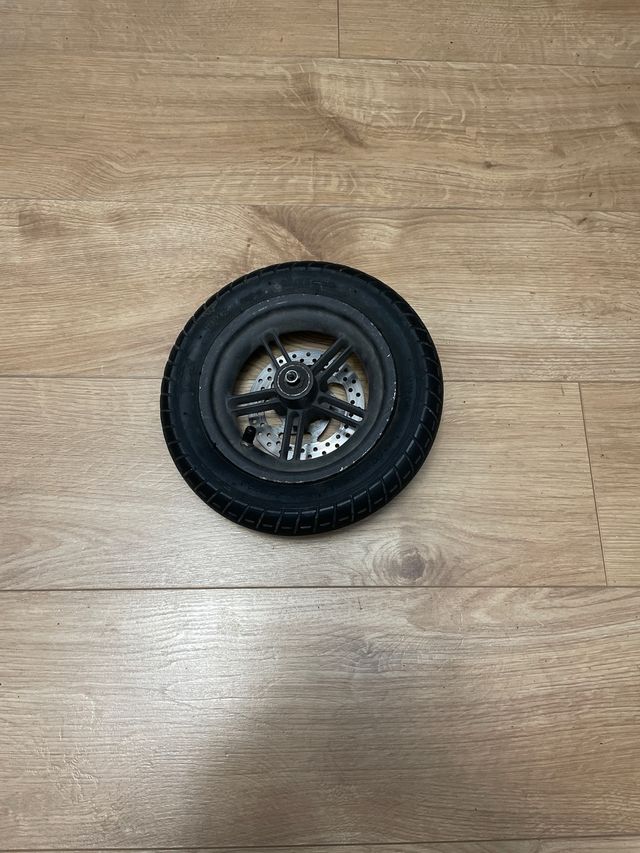 Roda de scooter Xiaomi com disco de travão incluído