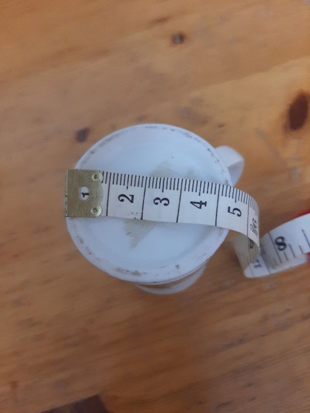 Jarra pequeña de porcelana de Praga