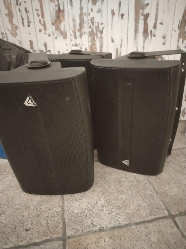 Altavoces a 60€ cada uno