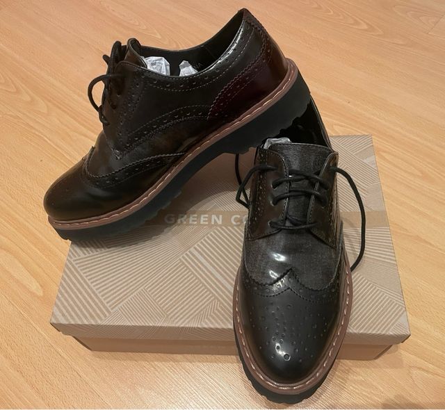 Zapatos de atar clasicos de mujer