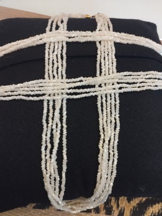 Collar blanco cristal 8 vueltas sin estrenar