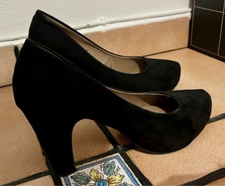 Zapatos de tacón negros