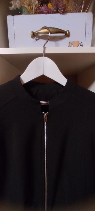 Traje negro,talla 36,punto roma