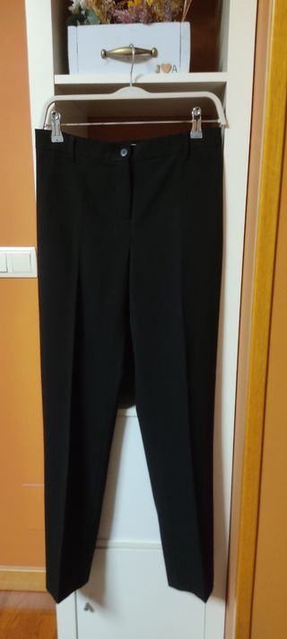 Traje negro,talla 36,punto roma
